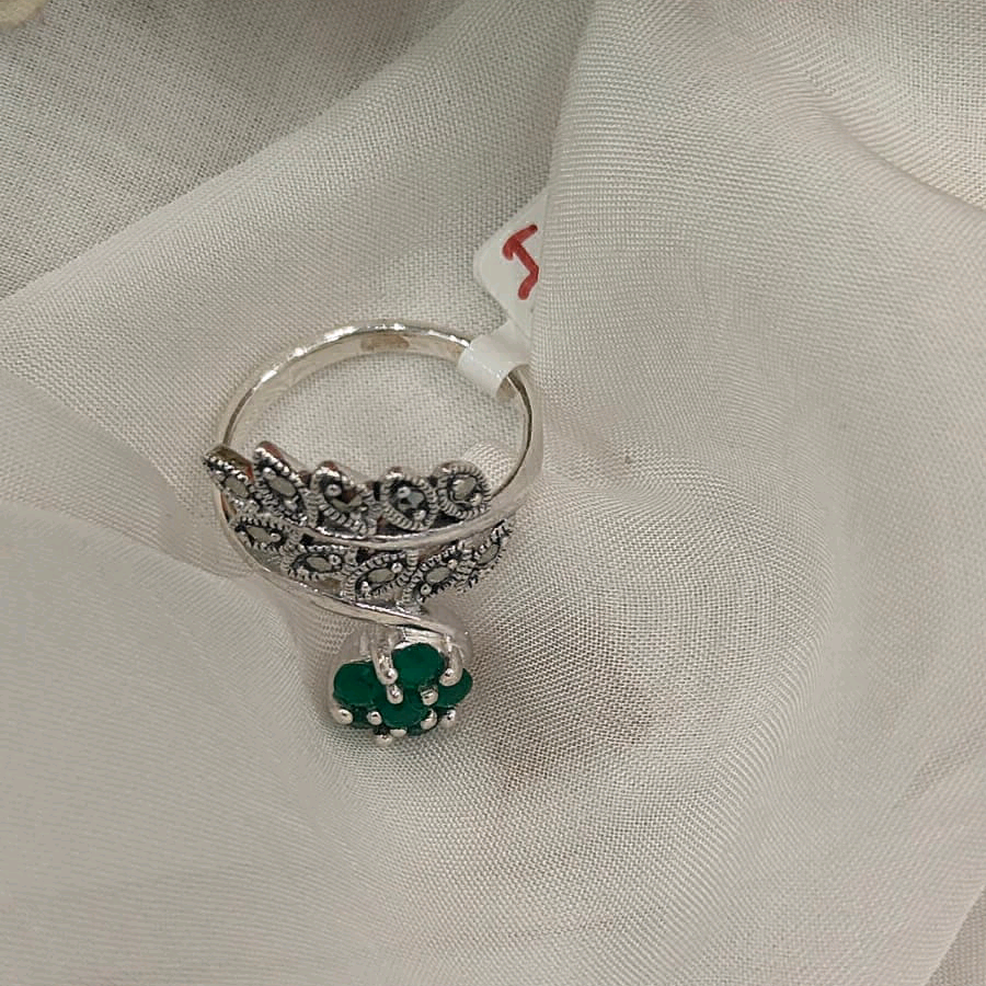 Marcasite Green Flower Ring